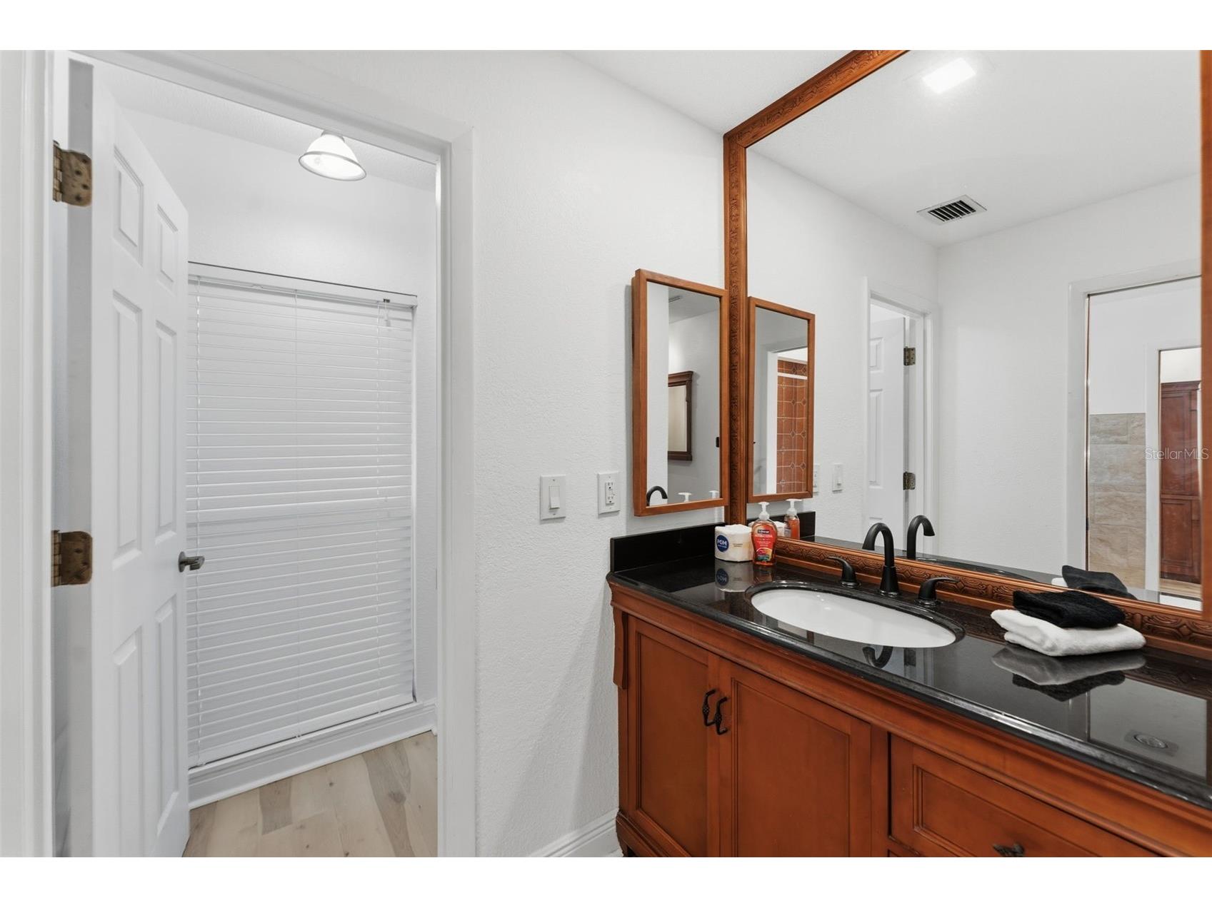 1584 Oak Lane Clearwater FL 33764 TB8490329 image22