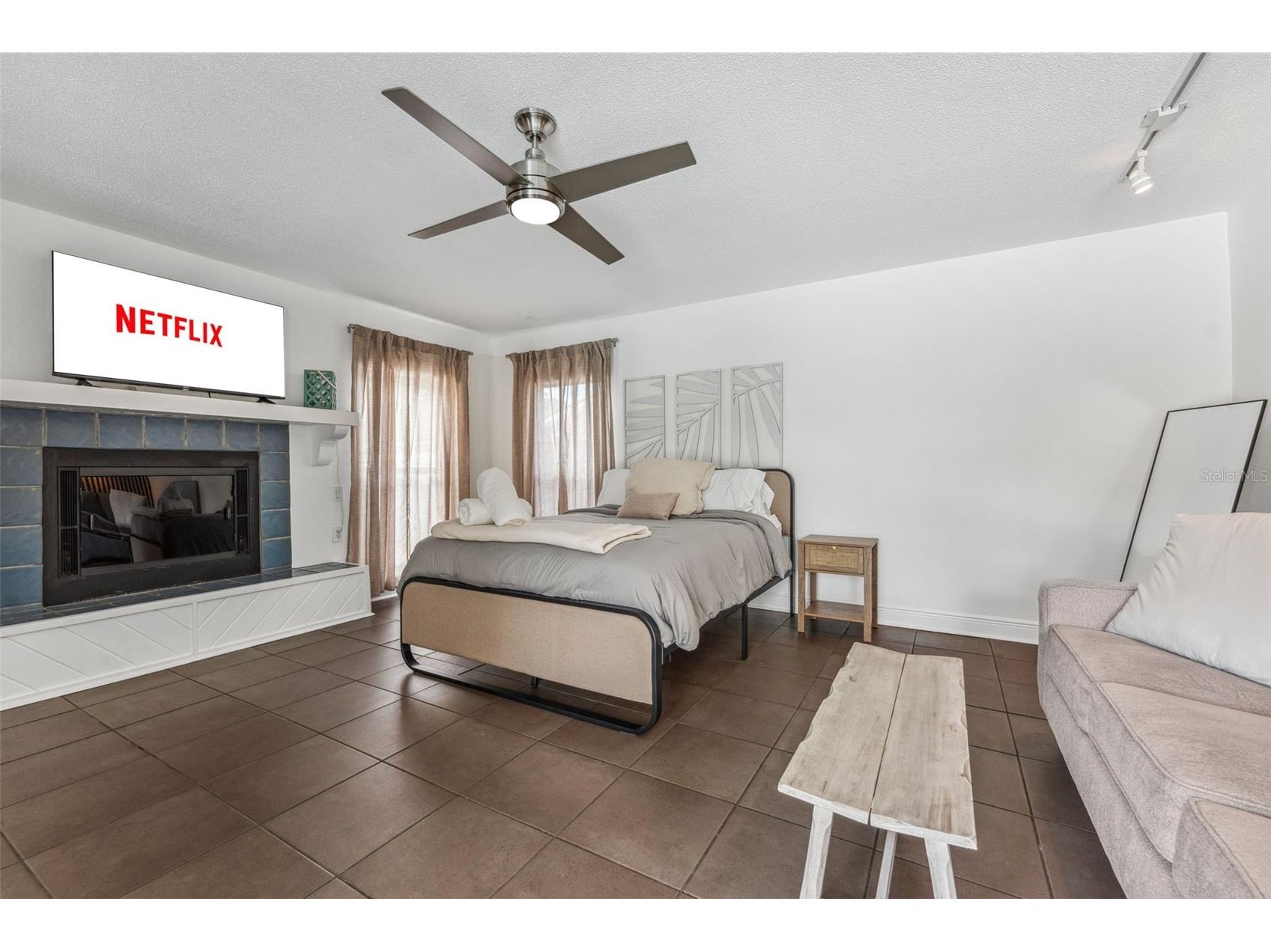 1584 Oak Lane Clearwater FL 33764 TB8490329 image37
