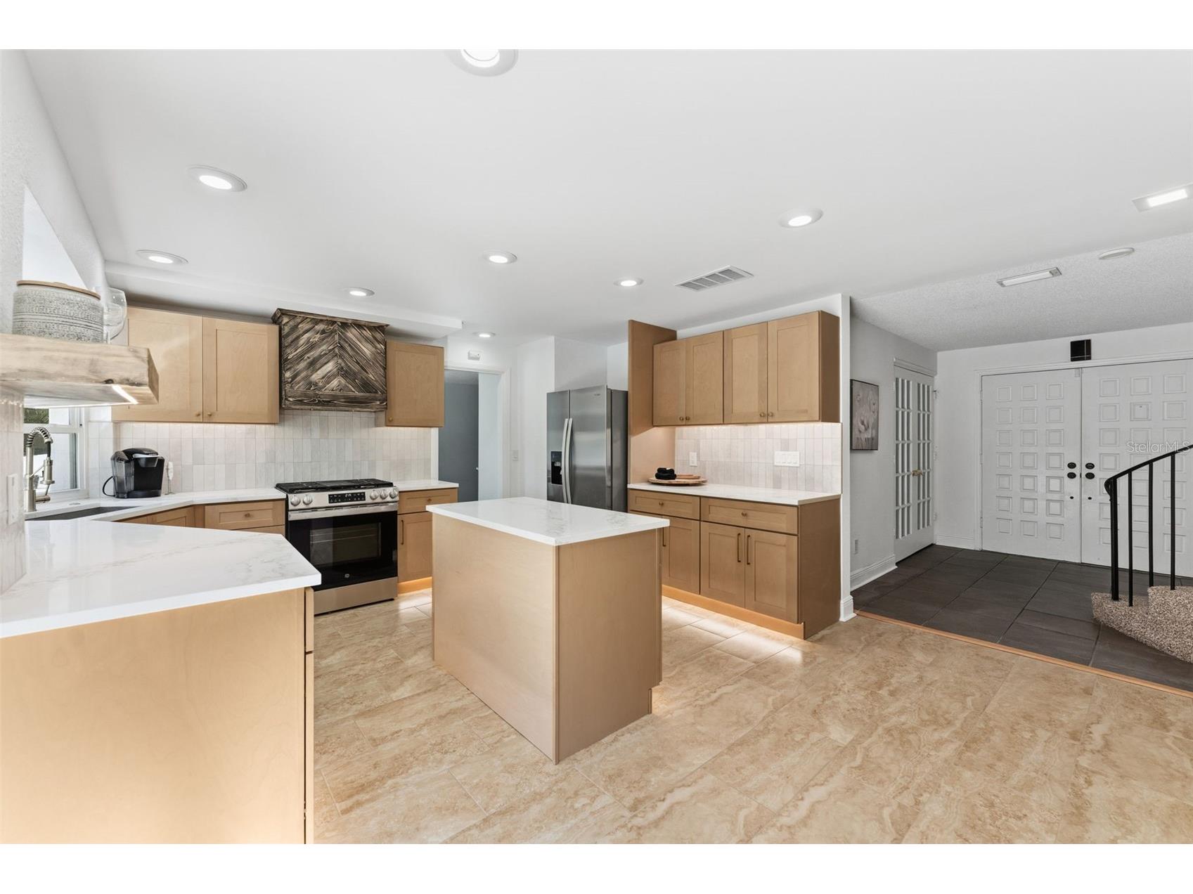 1584 Oak Lane Clearwater FL 33764 TB8490329 image8