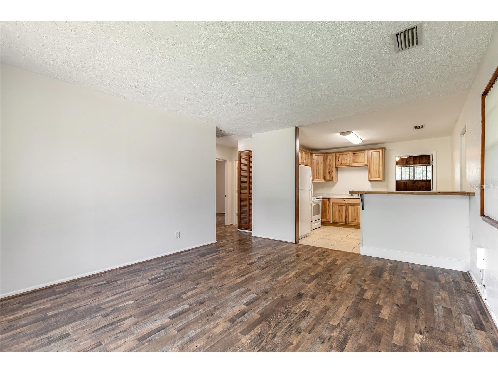 1584 Valencia Avenue Daytona Beach FL 32117 V4949292 image6
