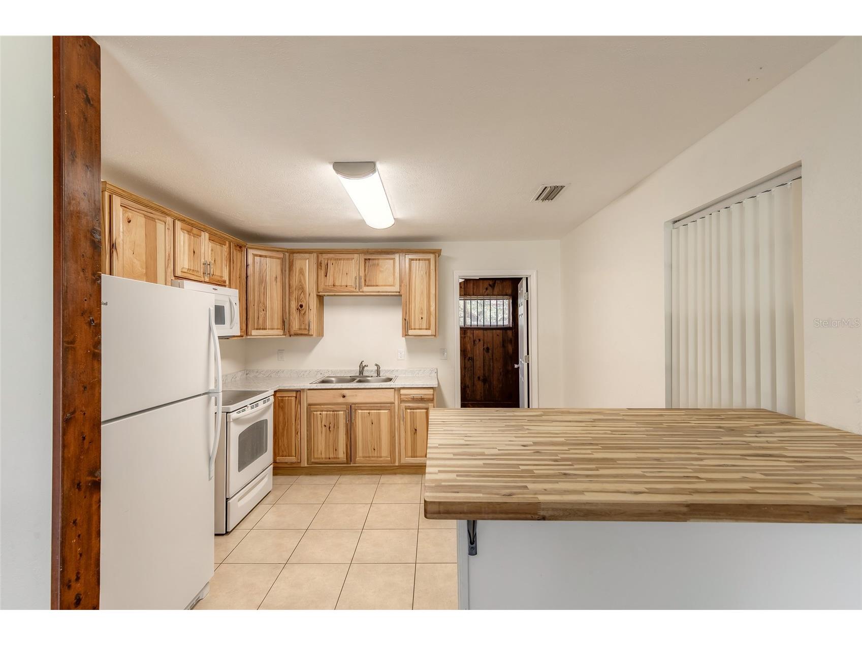 1584 Valencia Avenue Daytona Beach FL 32117 V4949292 image9