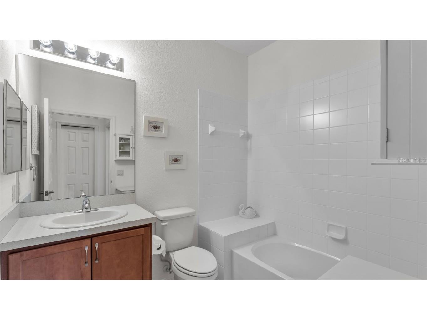 1584 Vienna Square Drive Winter Haven FL 33884 L4955737 image24