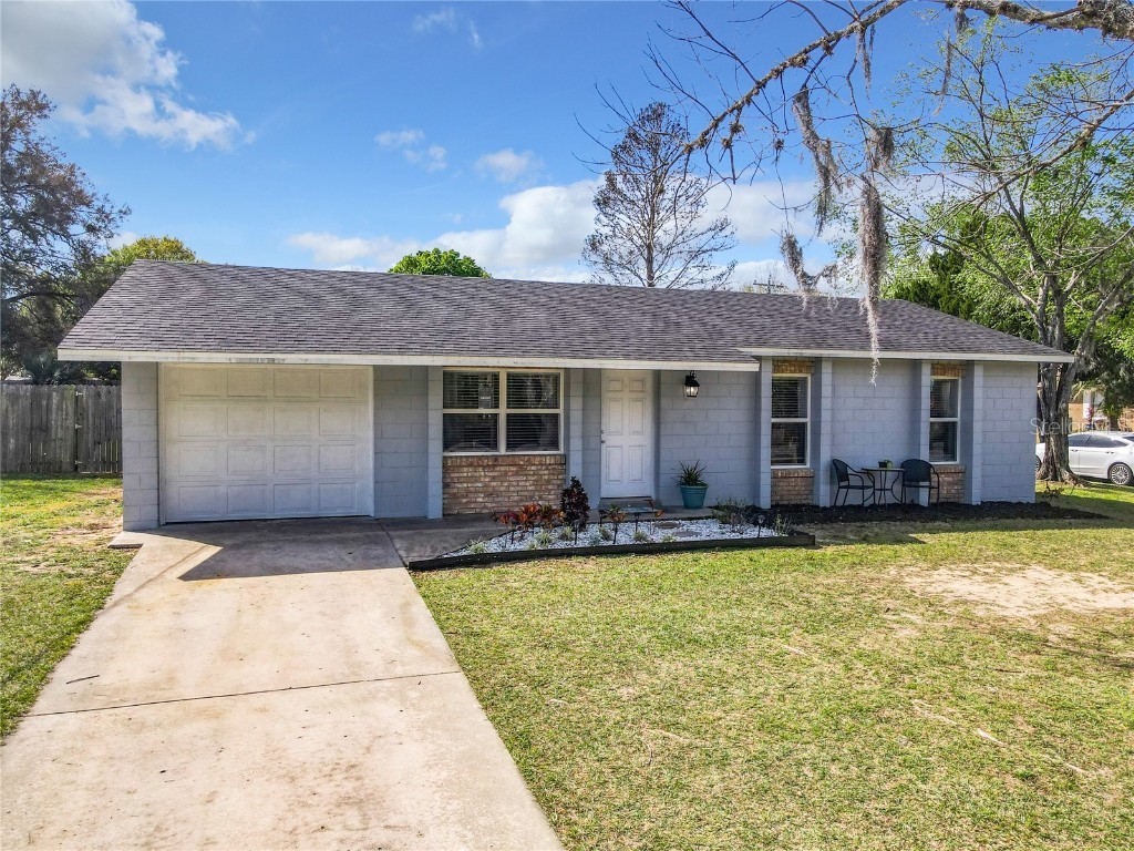 1585 Dead River Rd Tavares FL 32778 O6183608 image1