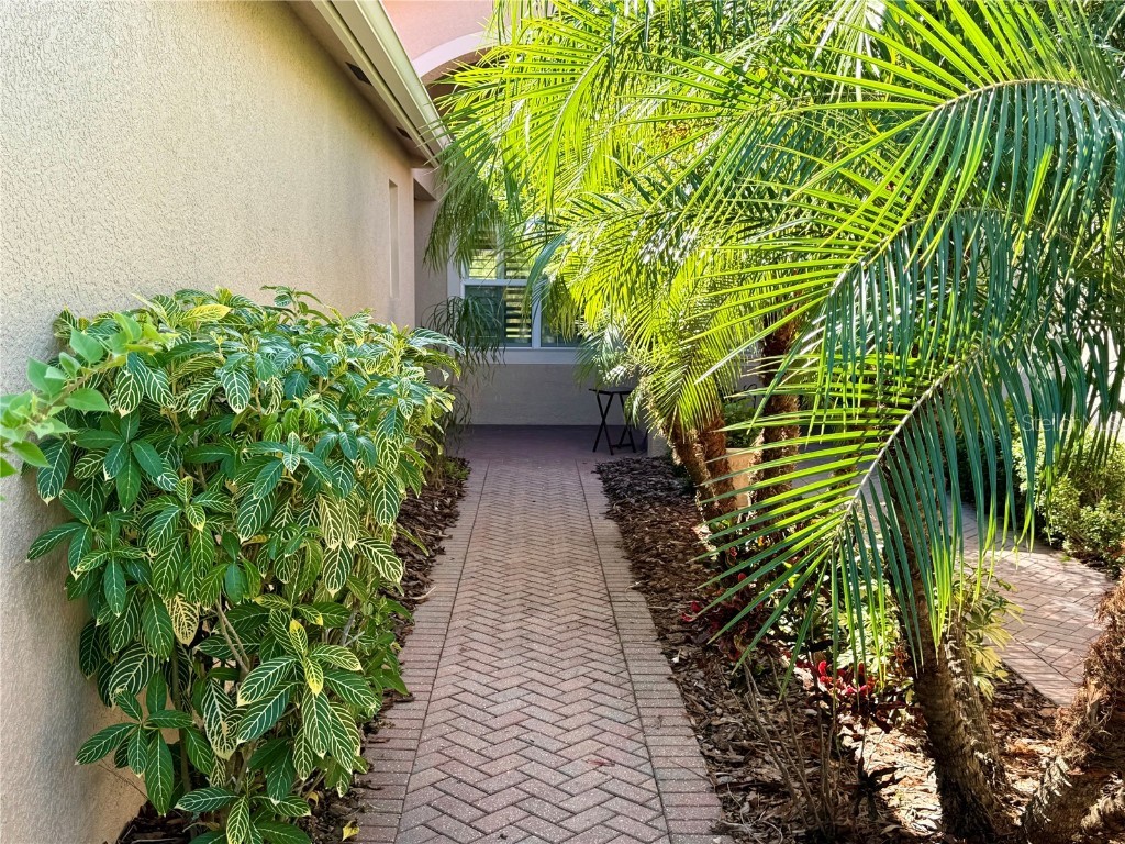 15858 Aurora Lake Circle Wimauma FL 33598 TB8440763 image2