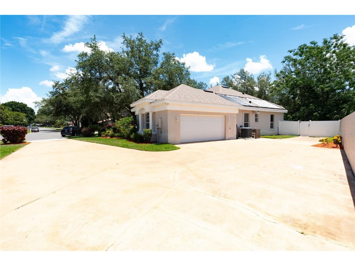 1586 Antoinette Court Oviedo FL 32765 O6316302 image2