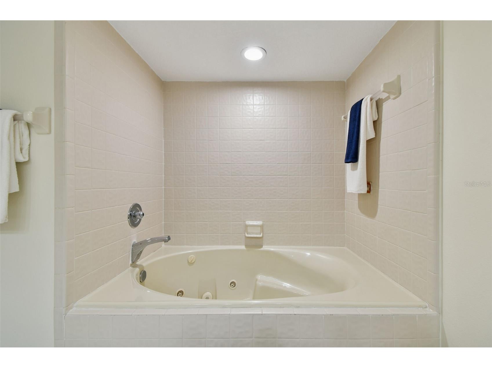 1586 Gulf Boulevard #2502 Clearwater Beach FL 33767 - SAND KEY/GULF OF MEXICO TB8458105 image17