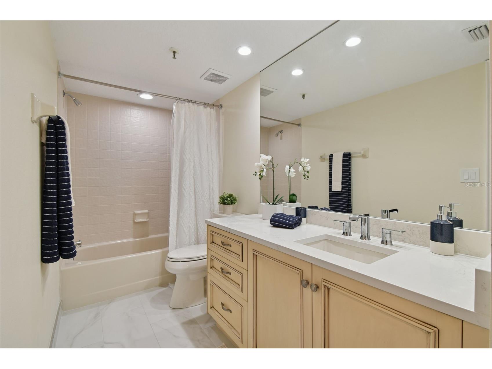 1586 Gulf Boulevard #2502 Clearwater Beach FL 33767 - SAND KEY/GULF OF MEXICO TB8458105 image30