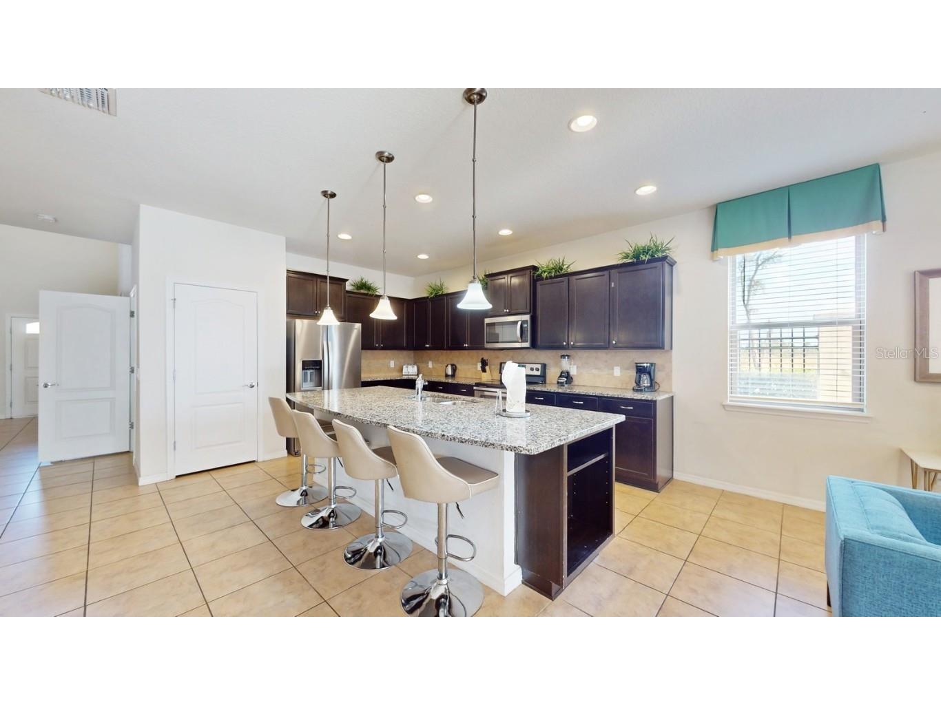 1586 Lima Avenue Kissimmee FL 34747 O6210246 image8