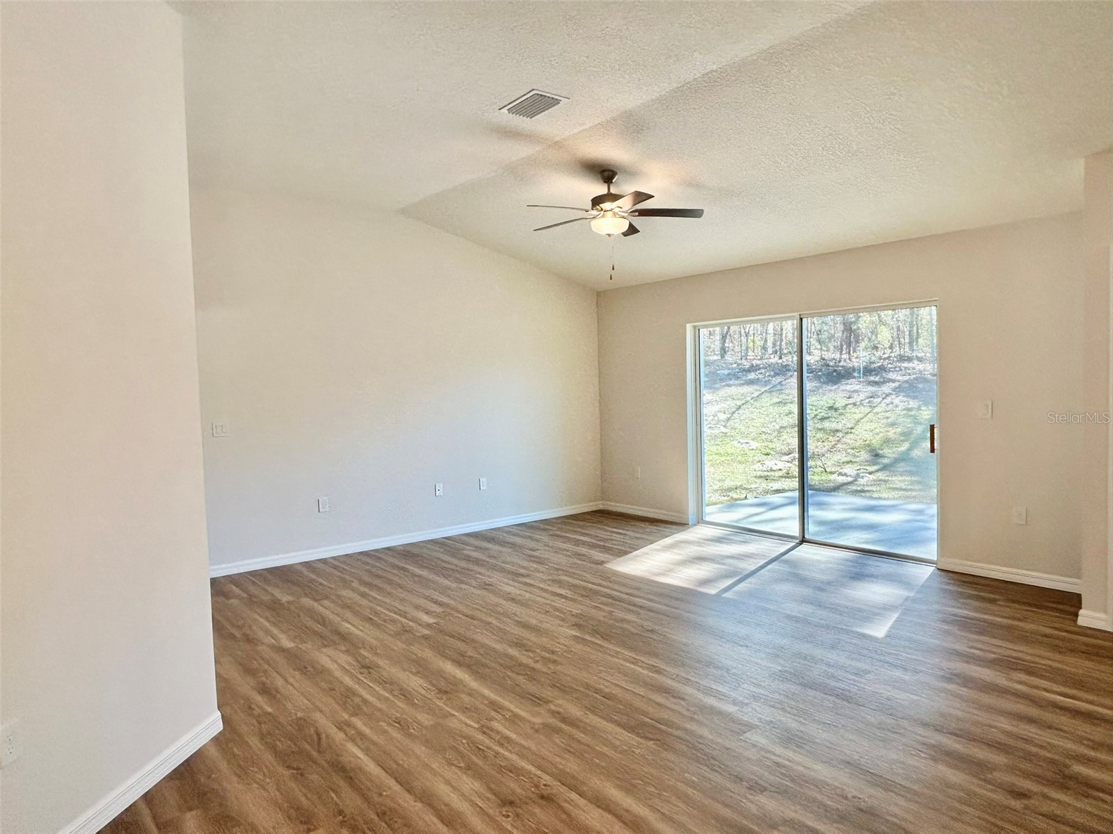 1586 W Gainsboro Lane Citrus Springs FL 34434 OM718033 image10