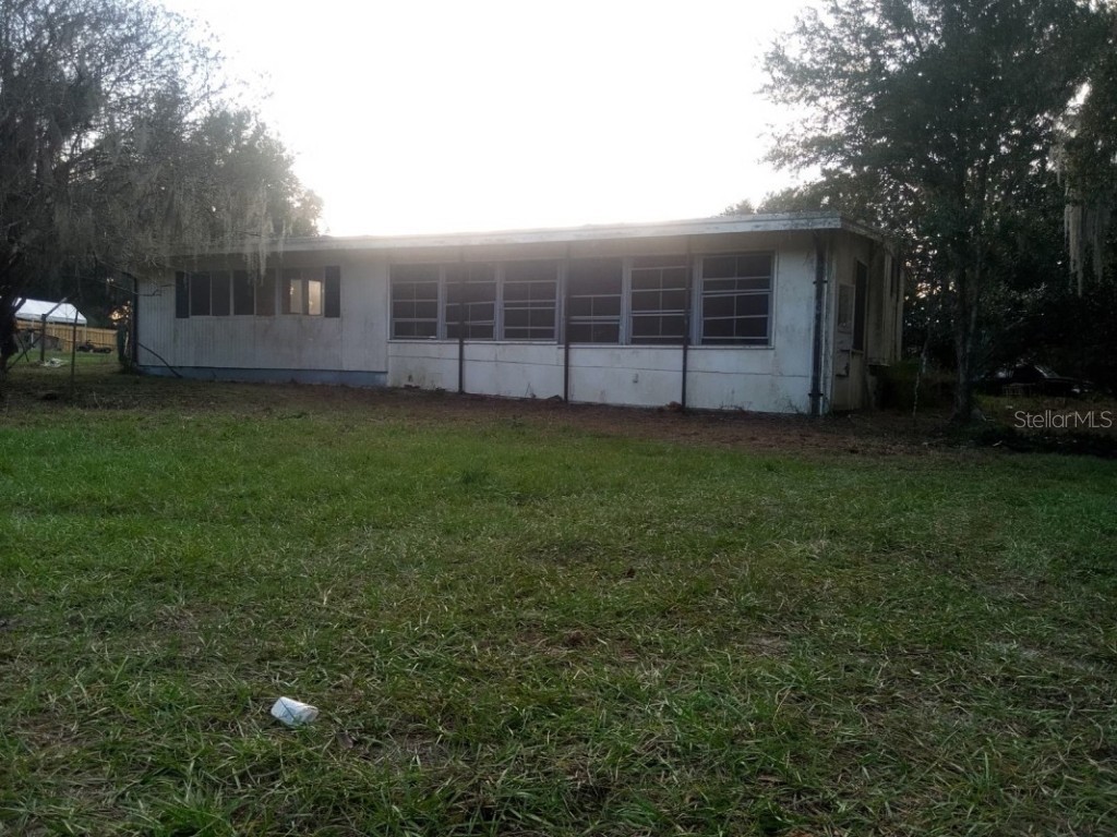 15886 SE 261st Avenue Umatilla FL 32784 A4591162 image1