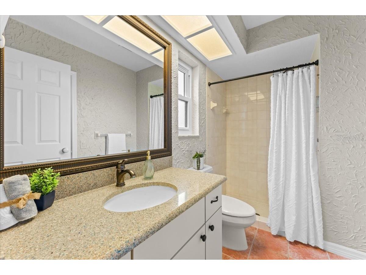1589 Mary Lane Tarpon Springs FL 34689 - SALT LAKE TB8516504 image33