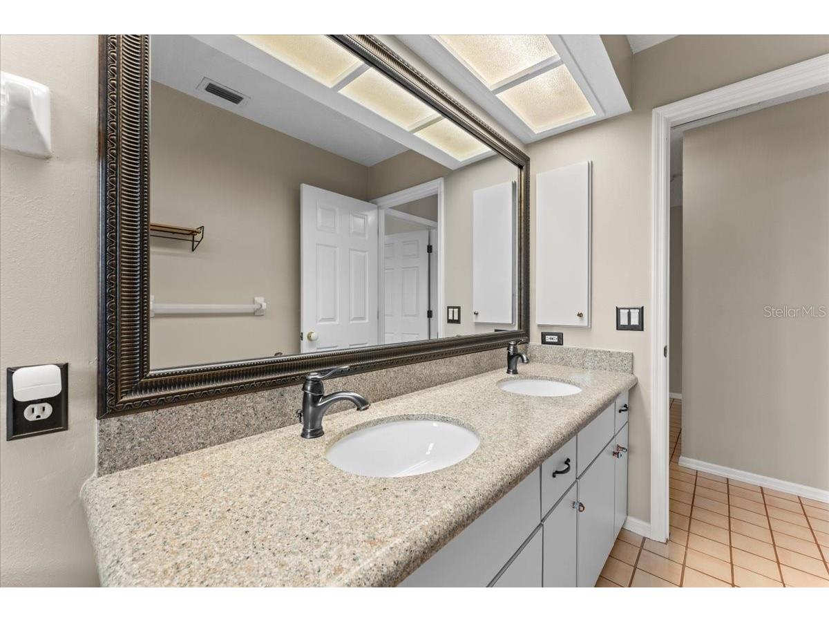1589 Mary Lane Tarpon Springs FL 34689 - SALT LAKE TB8516504 image78