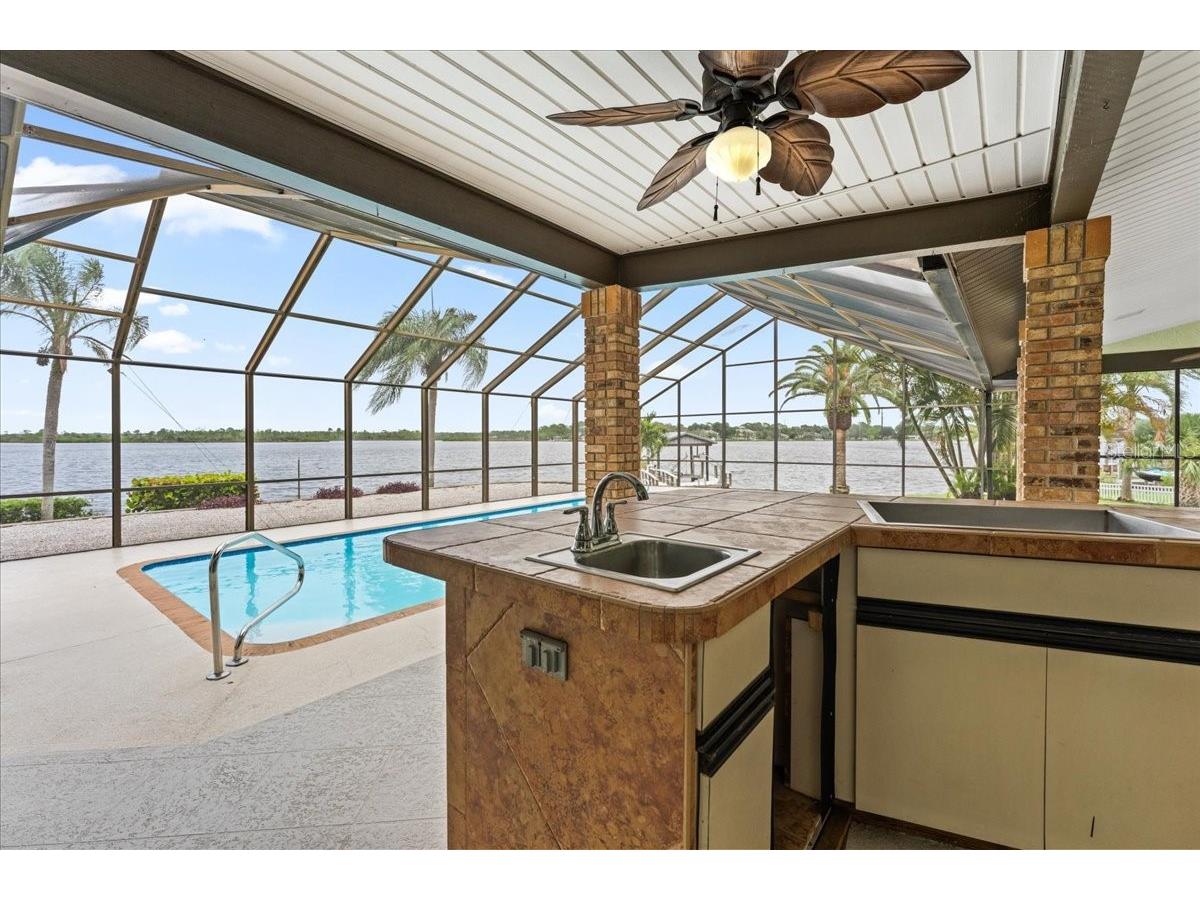 1589 Mary Lane Tarpon Springs FL 34689 - SALT LAKE TB8516504 image85
