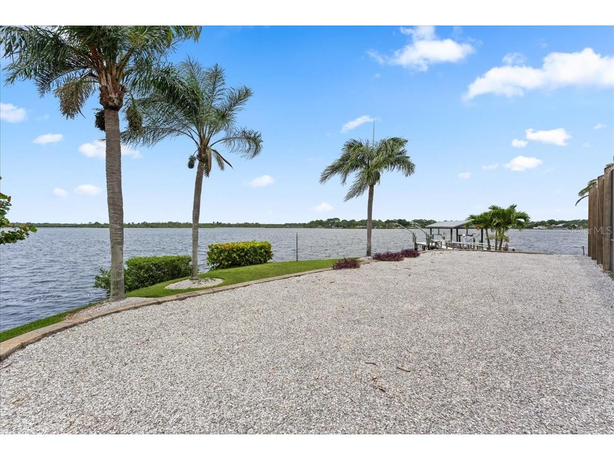 1589 Mary Lane Tarpon Springs FL 34689 - SALT LAKE TB8516504 image88