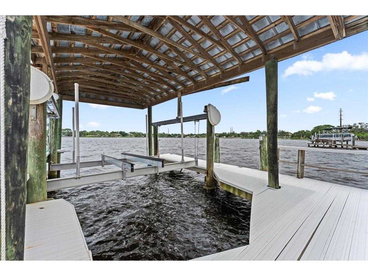 1589 Mary Lane Tarpon Springs FL 34689 - SALT LAKE TB8516504 image90