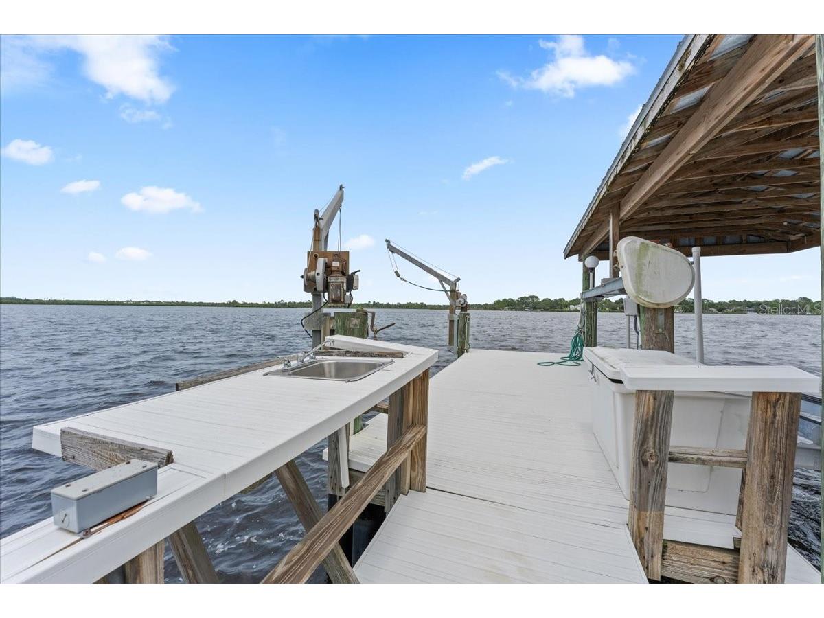 1589 Mary Lane Tarpon Springs FL 34689 - SALT LAKE TB8516504 image91