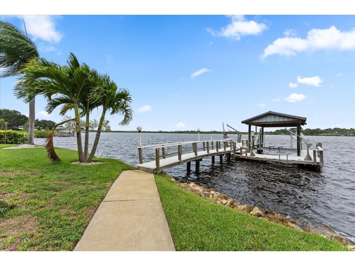 1589 Mary Lane Tarpon Springs FL 34689 - SALT LAKE TB8516504 image92