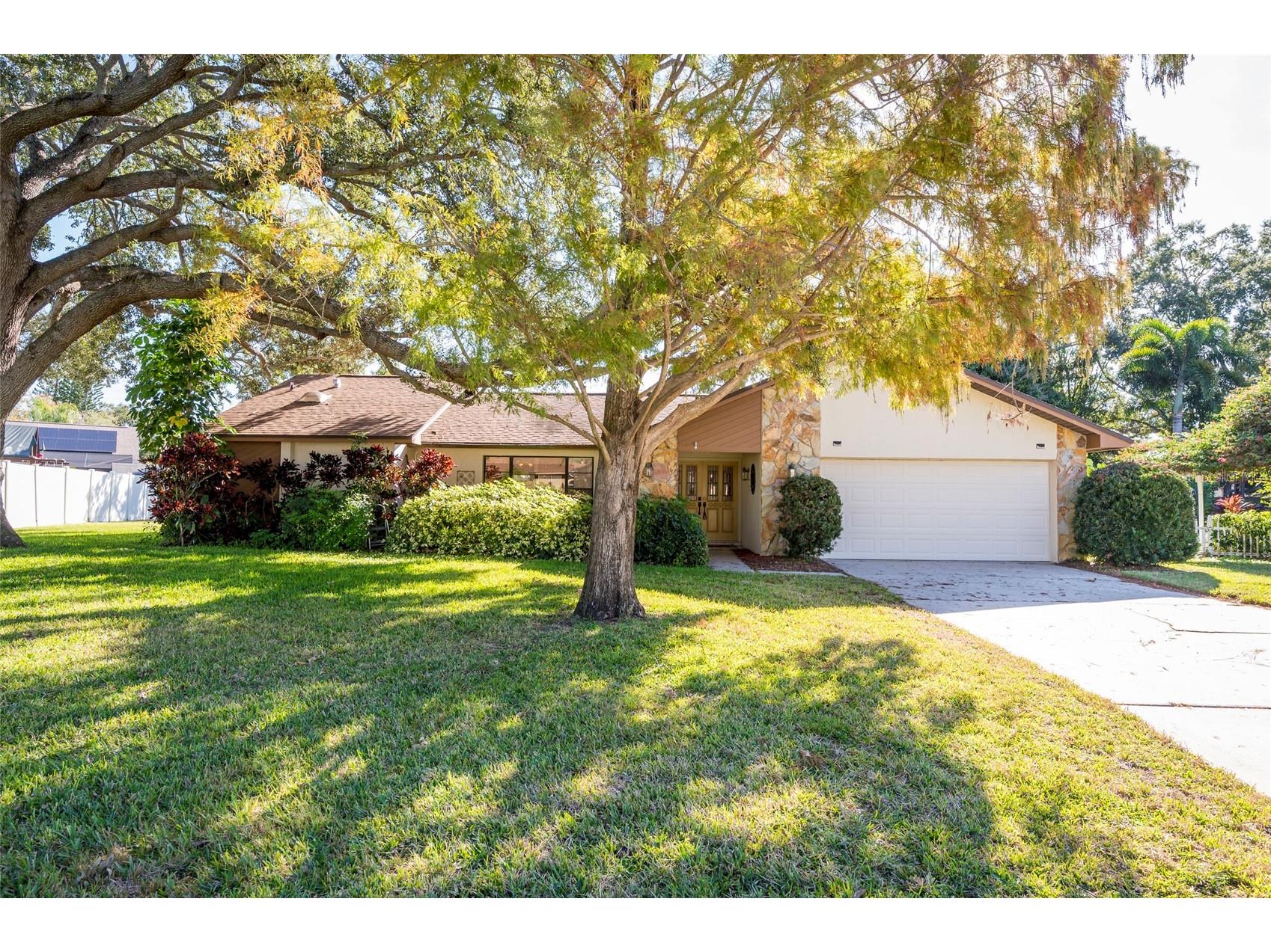 1589 Ridge Top Way Clearwater FL 33765 TB8459605 image1