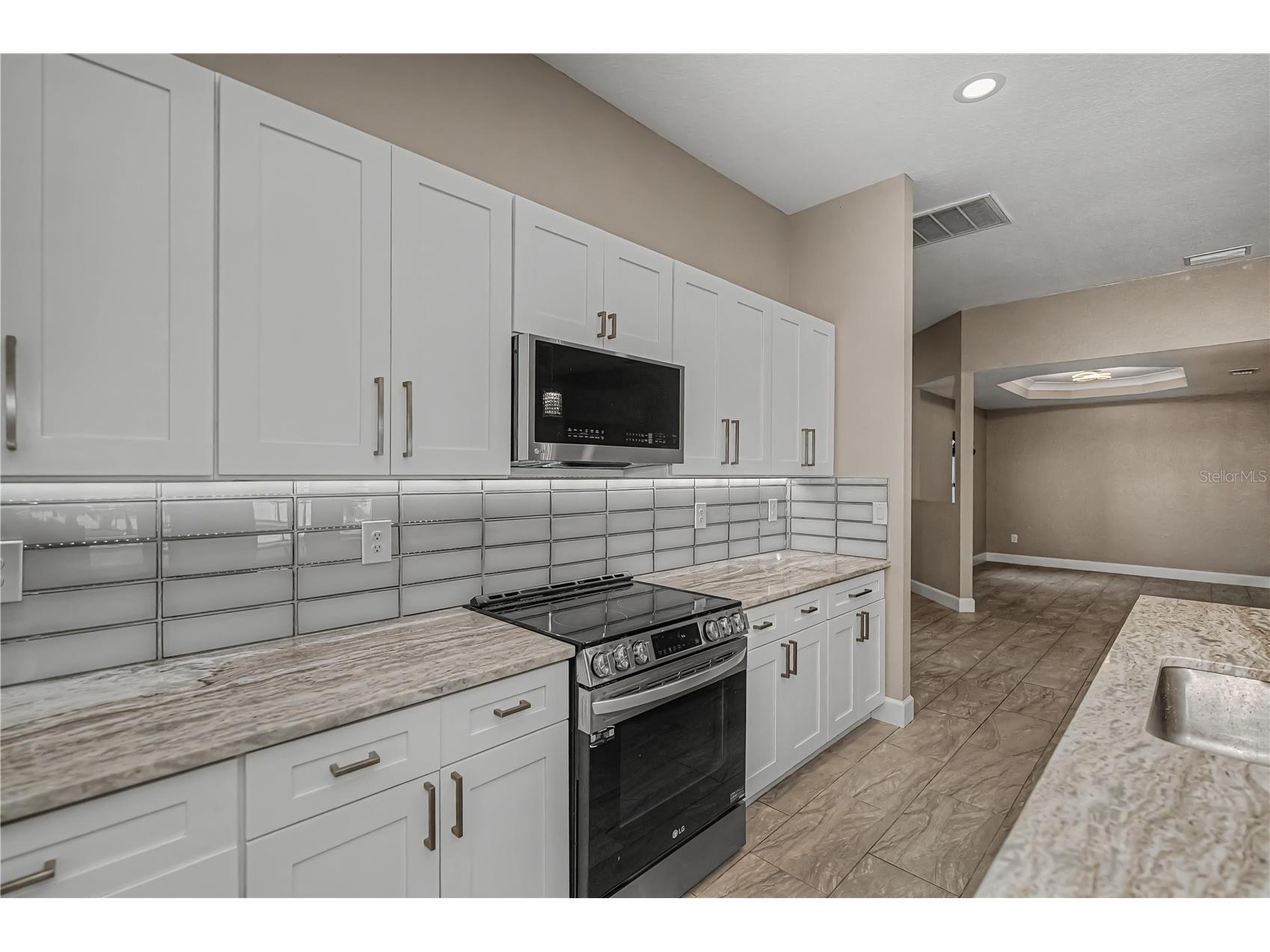 159 April Road Rotonda West FL 33947 C7522285 image23