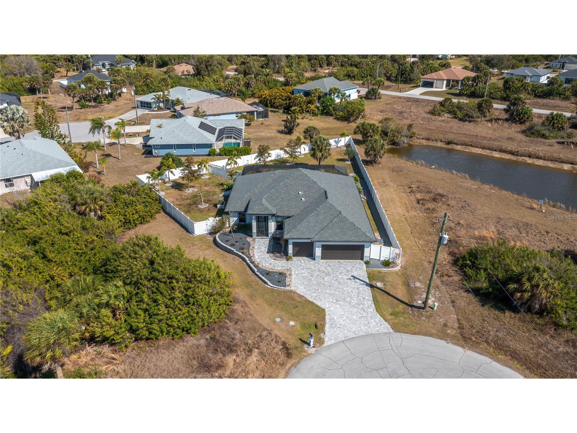 159 April Road Rotonda West FL 33947 C7522285 image3