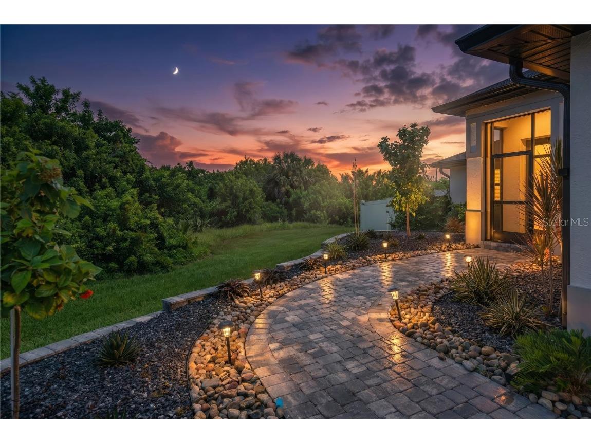 159 April Road Rotonda West FL 33947 N6140183 image2