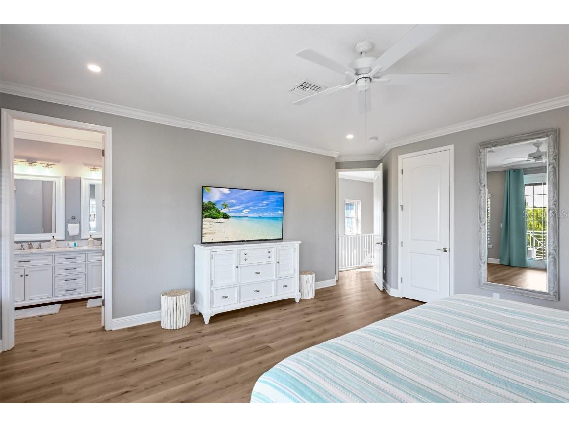 159 Crescent Drive Anna Maria FL 34216 A4673926 image32