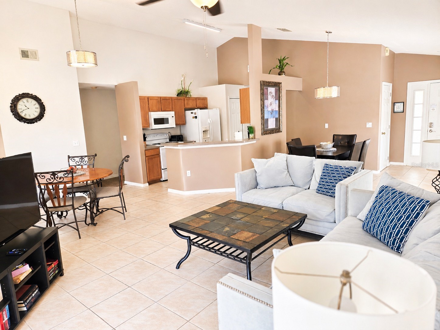 159 Grosvenor Loop Davenport FL 33897 S5144482 image4