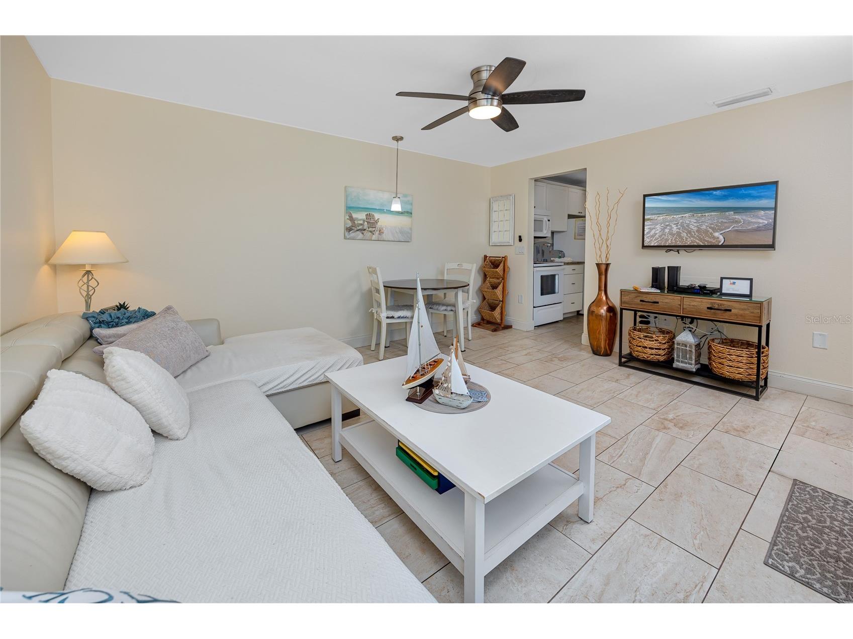 159 Medallion Boulevard #F Madeira Beach FL 33708 TB8507282 image13