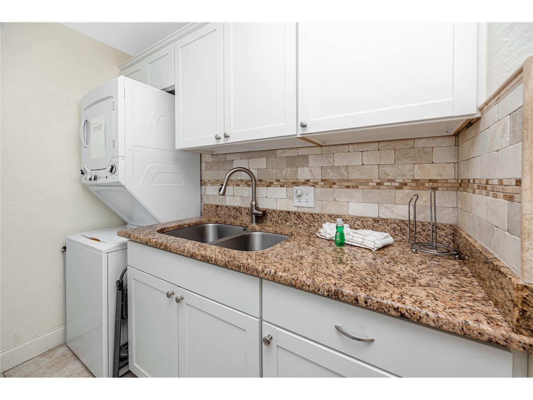 159 Medallion Boulevard #F Madeira Beach FL 33708 TB8507282 image20