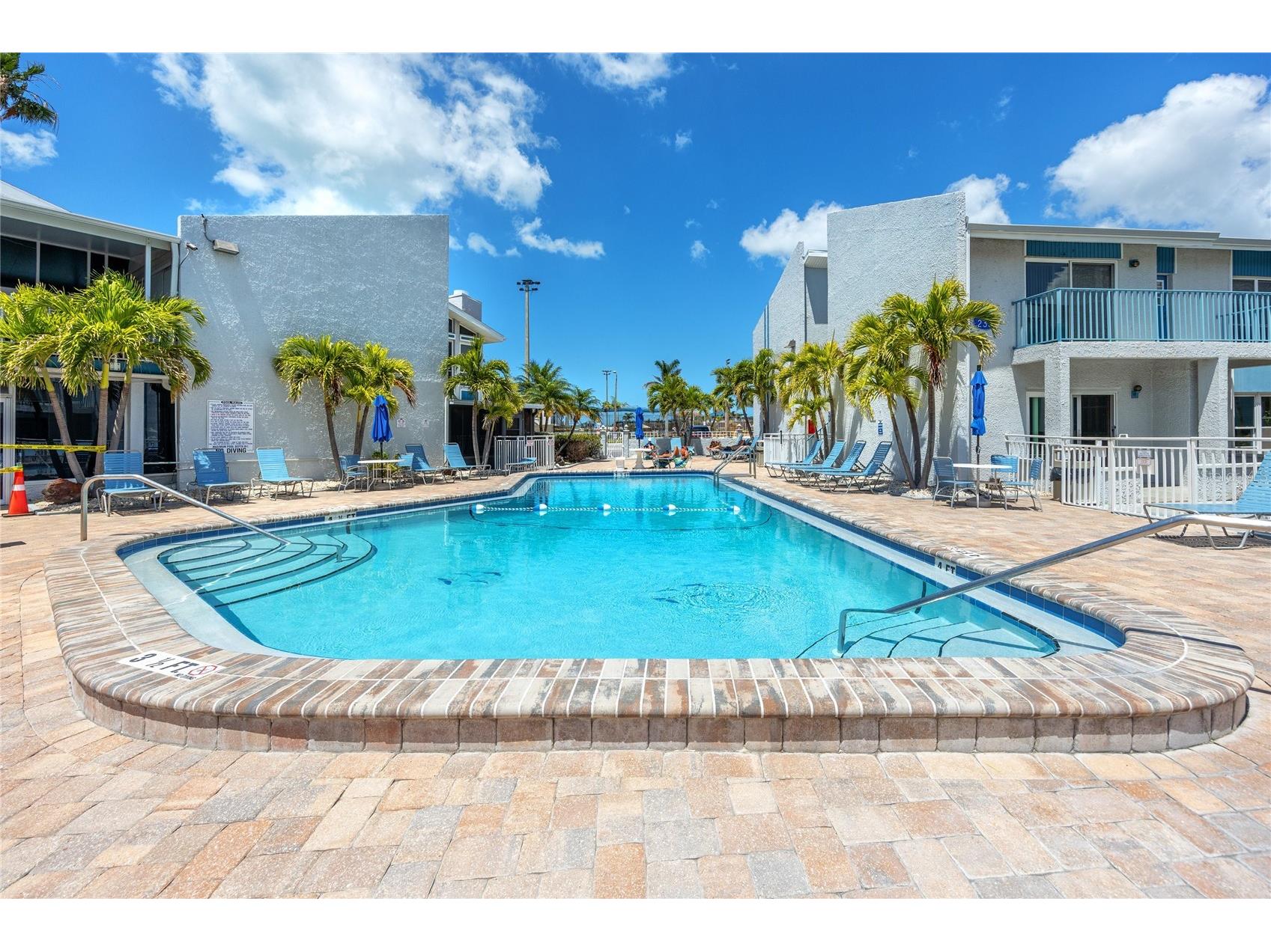 159 Medallion Boulevard #F Madeira Beach FL 33708 TB8507282 image39