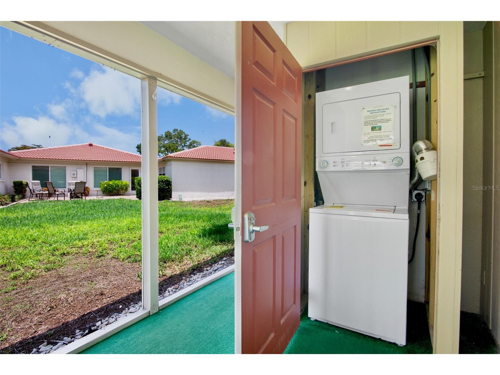 159 Vista Hermosa Circle #27B Sarasota FL 34242 A4698551 image25