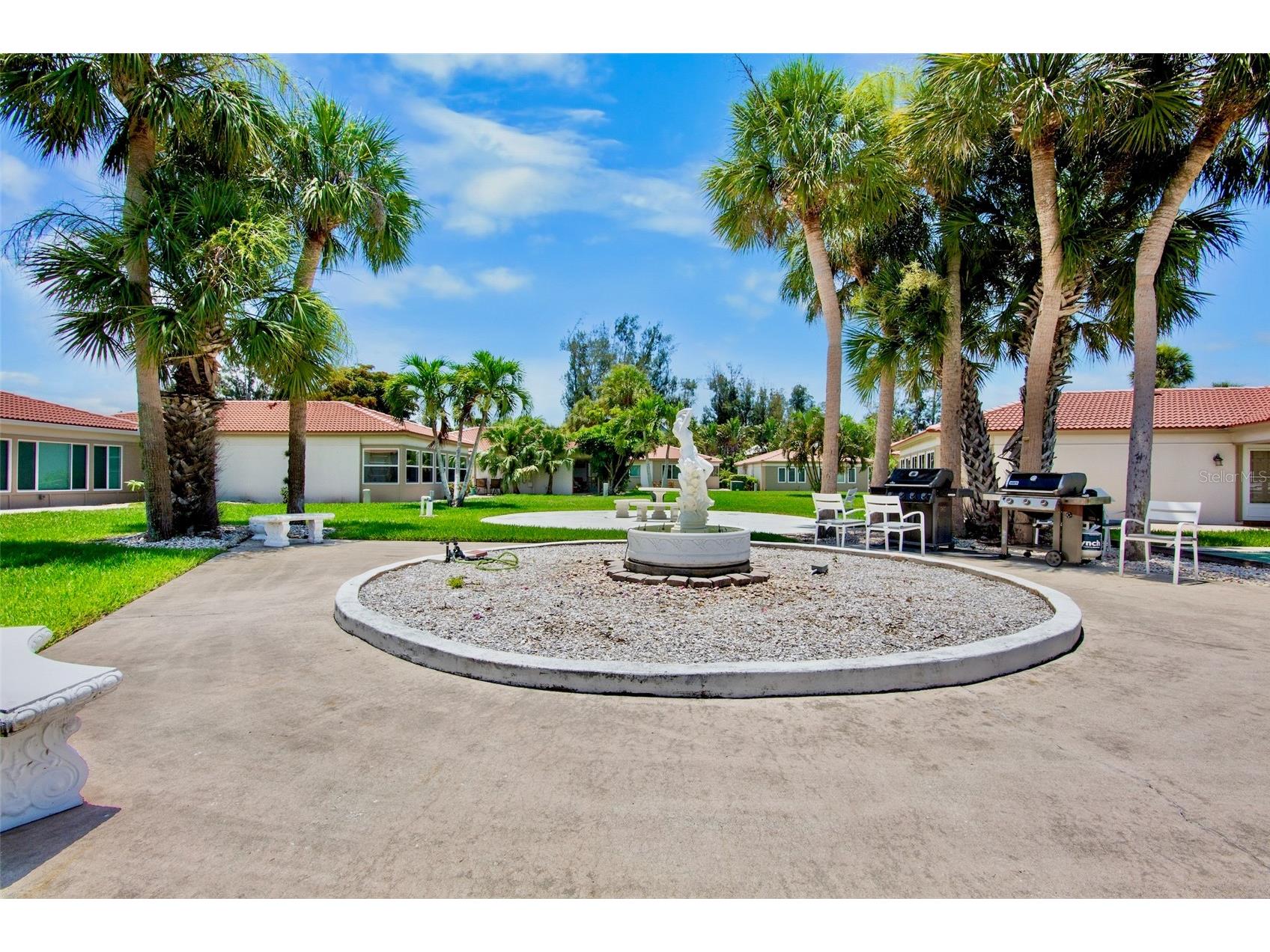159 Vista Hermosa Circle #27B Sarasota FL 34242 A4698551 image31