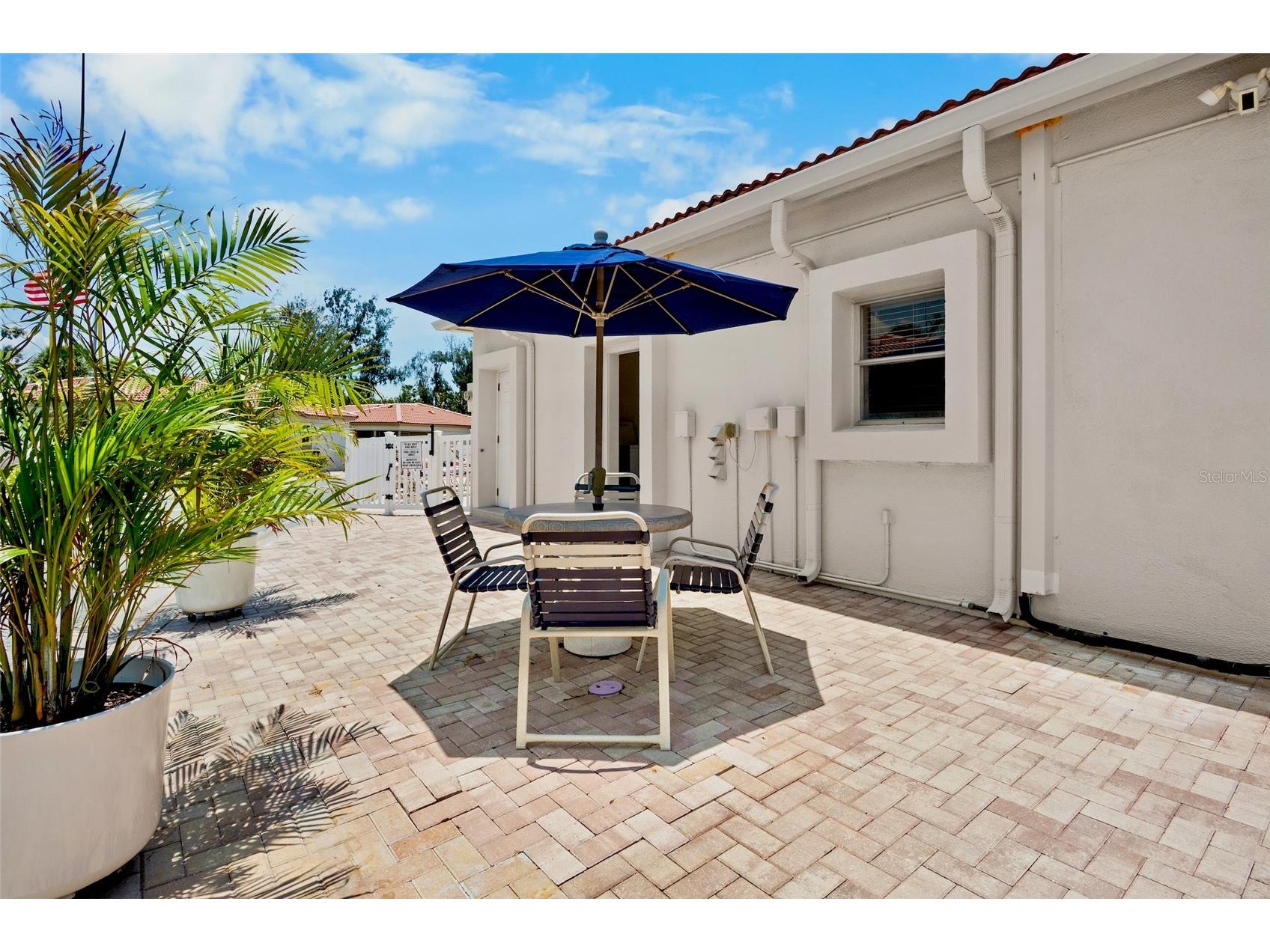 159 Vista Hermosa Circle #27B Sarasota FL 34242 A4698551 image32