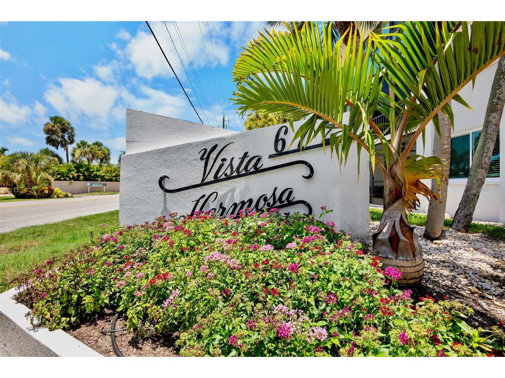 159 Vista Hermosa Circle #27B Sarasota FL 34242 A4698551 image36