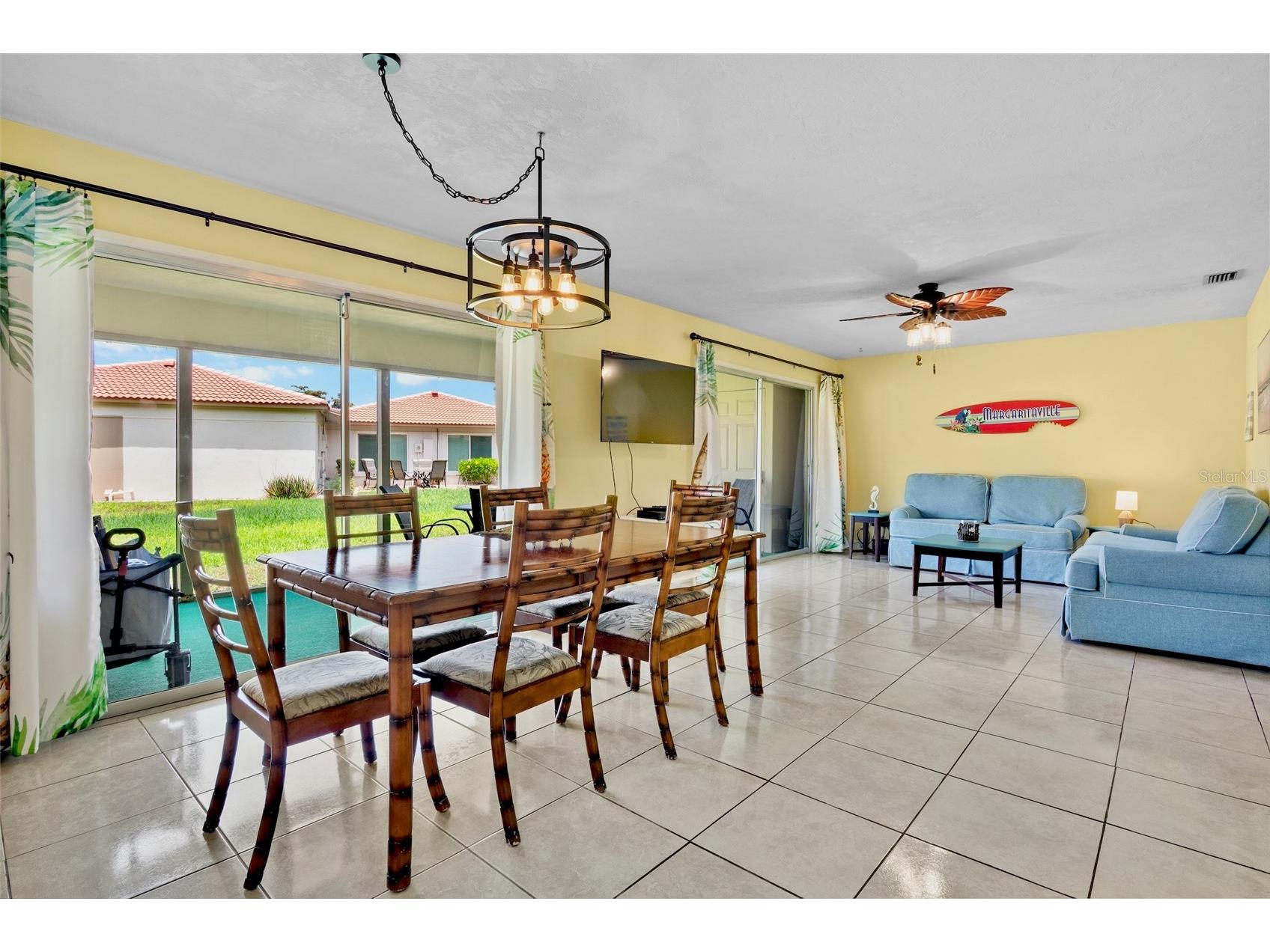 159 Vista Hermosa Circle #27B Sarasota FL 34242 A4698551 image6