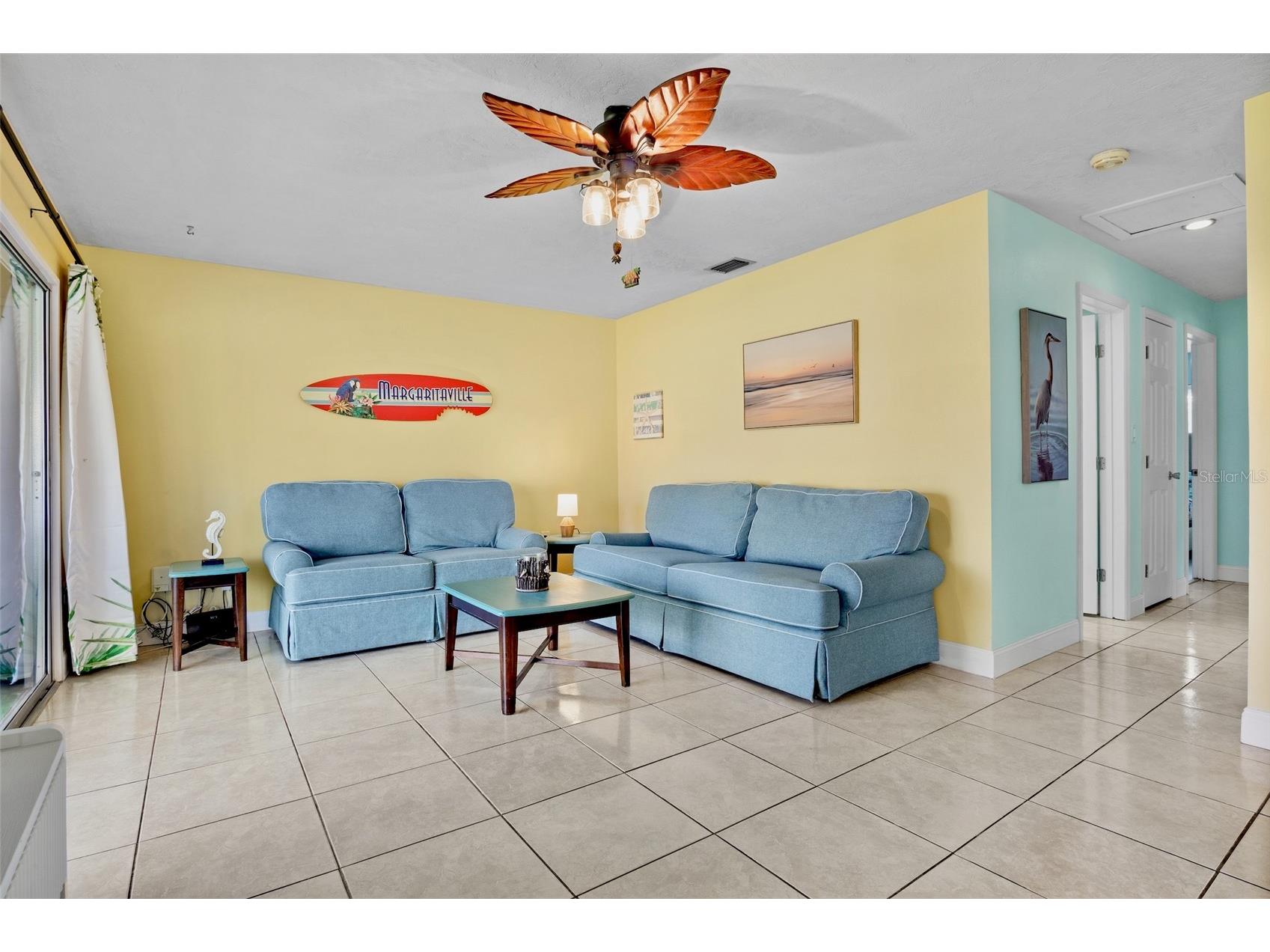 159 Vista Hermosa Circle #27B Sarasota FL 34242 A4698551 image9