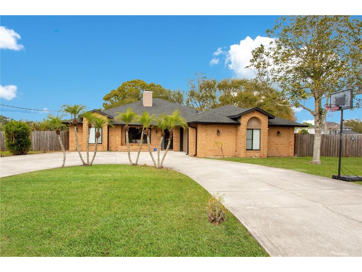 1590 Amy Circle Deltona FL 32738 - LAKE THERESA O6179127 image1