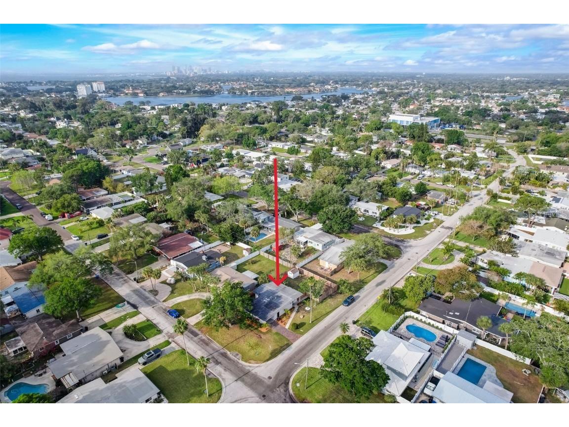 1590 Delaware Avenue NE Saint Petersburg FL 33703 T3514634 image1