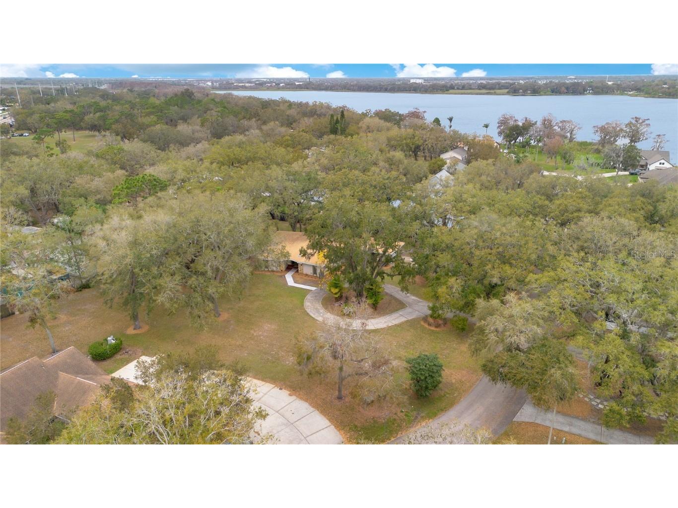 1590 Twelve Oaks Circle Kissimmee FL 34744 - Fish Lake S5121600 image1