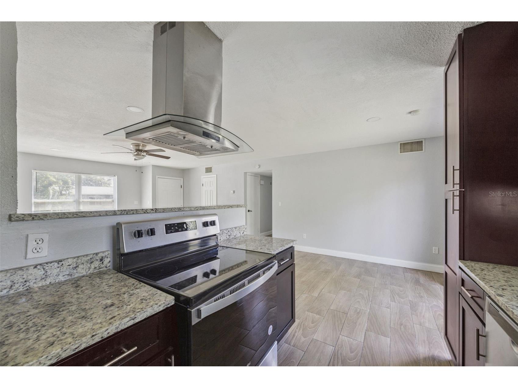 1590 Yorktown Avenue Titusville FL 32796 O6401438 image6