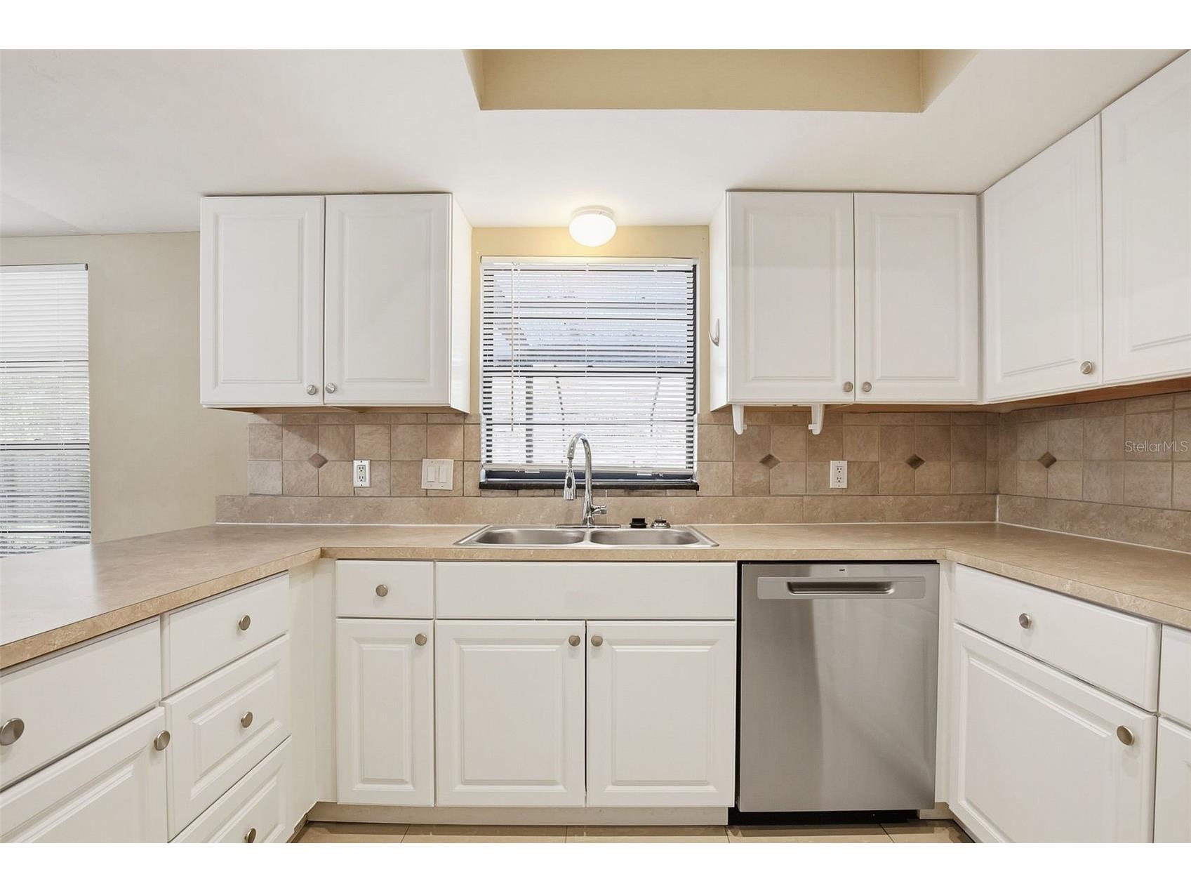 15908 Bridgewater Lane Tampa FL 33624 O6385516 image19