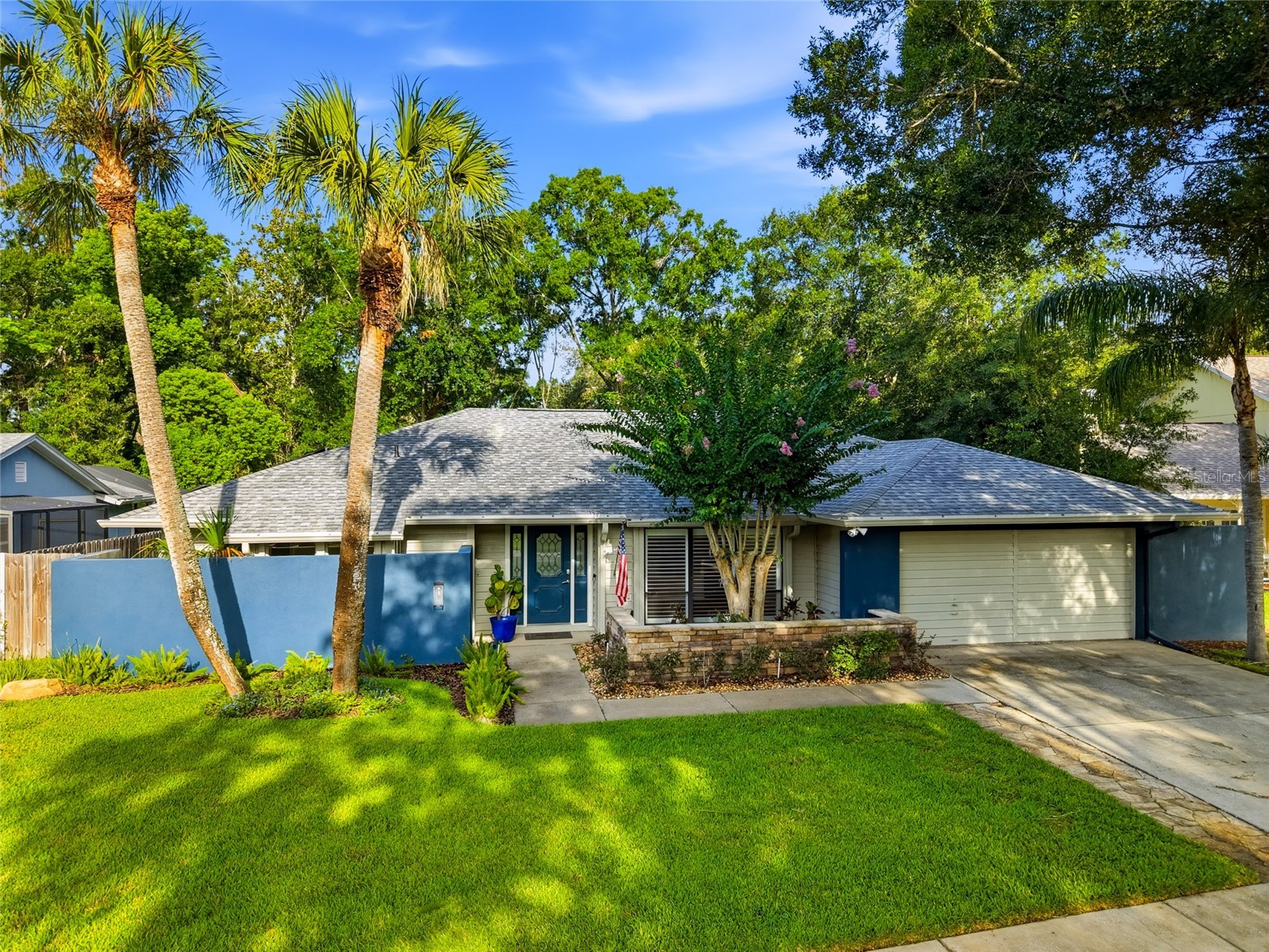 15908 Hampton Village Drive Tampa FL 33618 TB8529302 image1