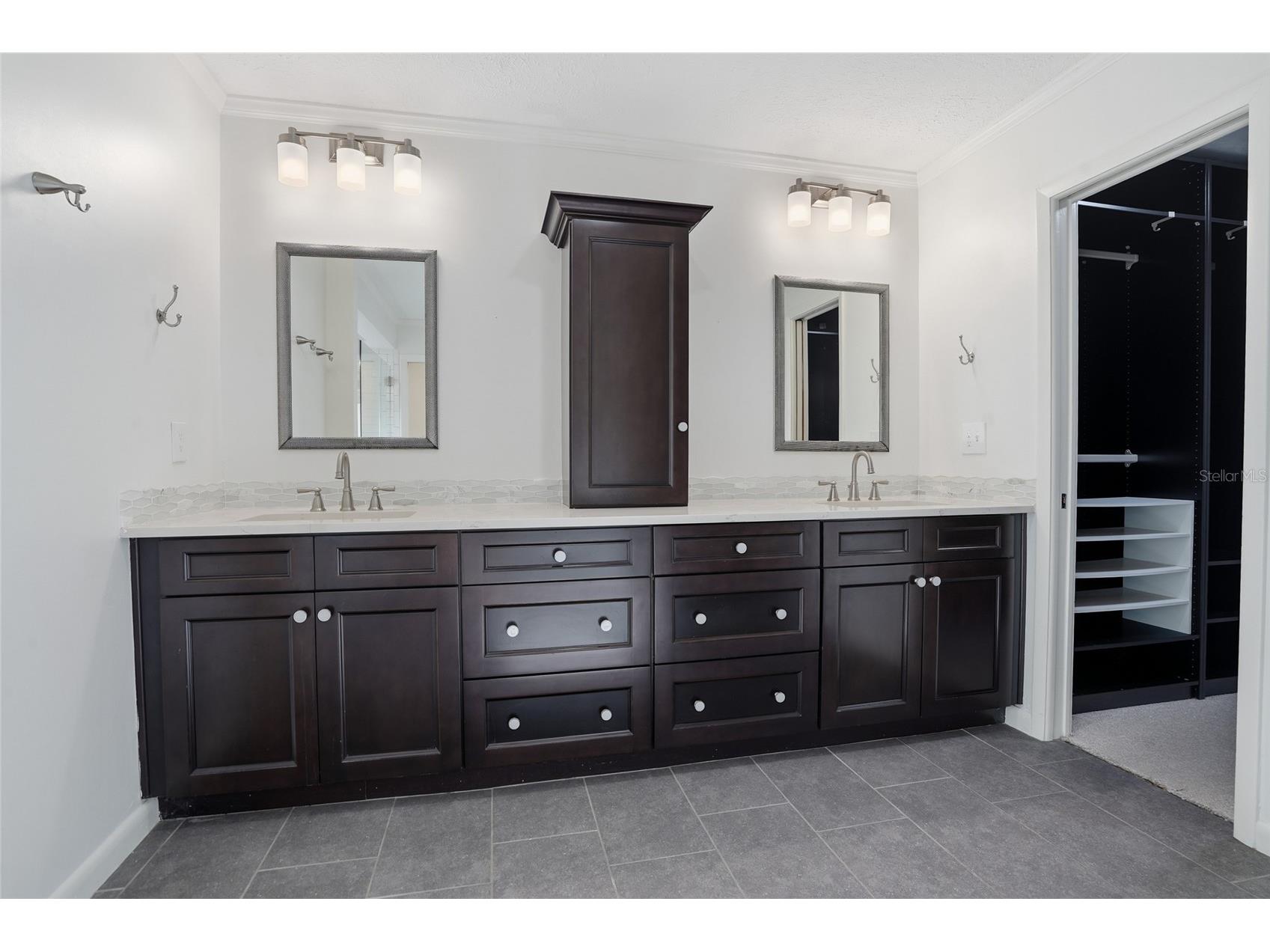 15908 Hampton Village Drive Tampa FL 33618 TB8529302 image13