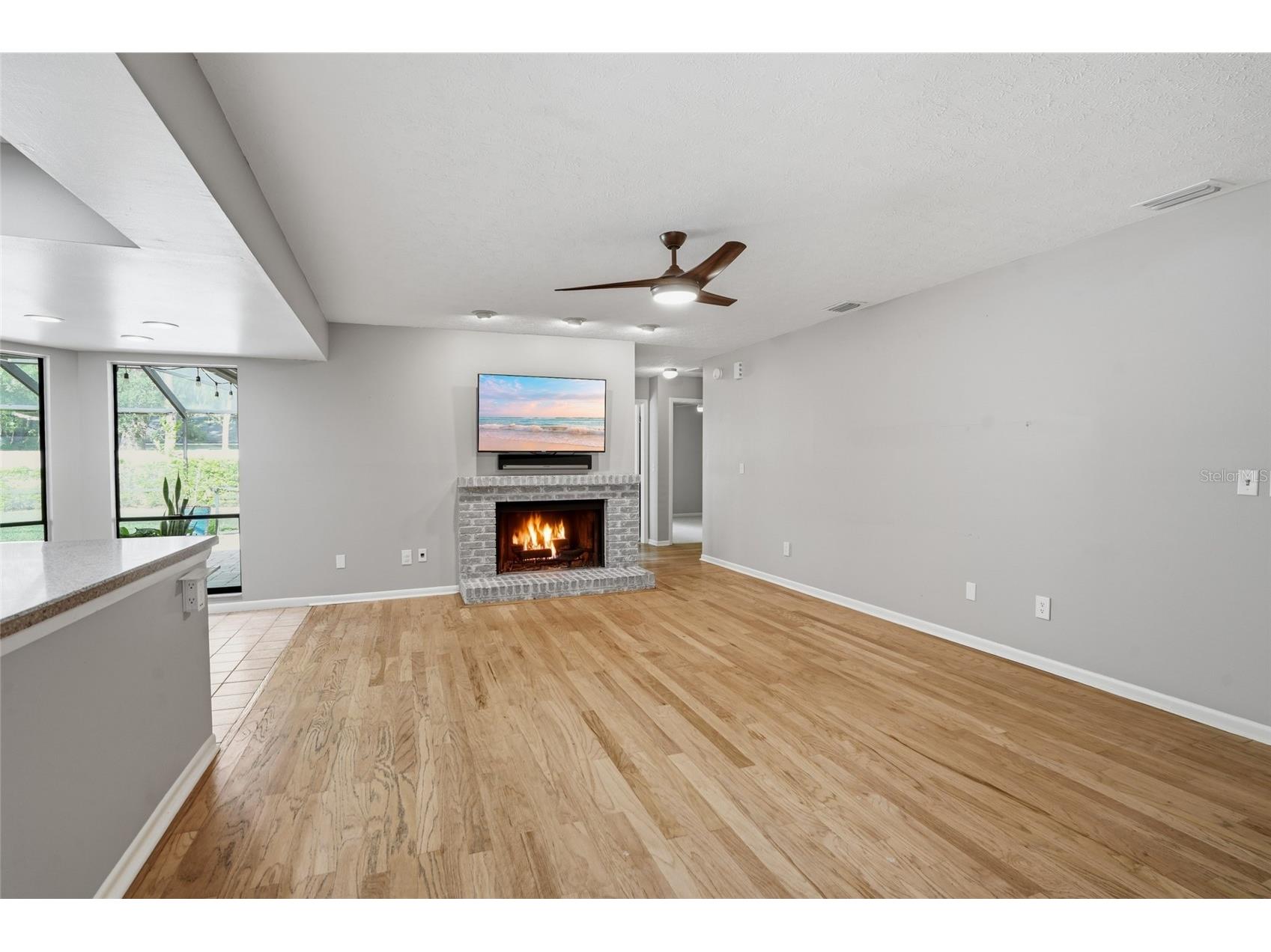 15908 Hampton Village Drive Tampa FL 33618 TB8529302 image16