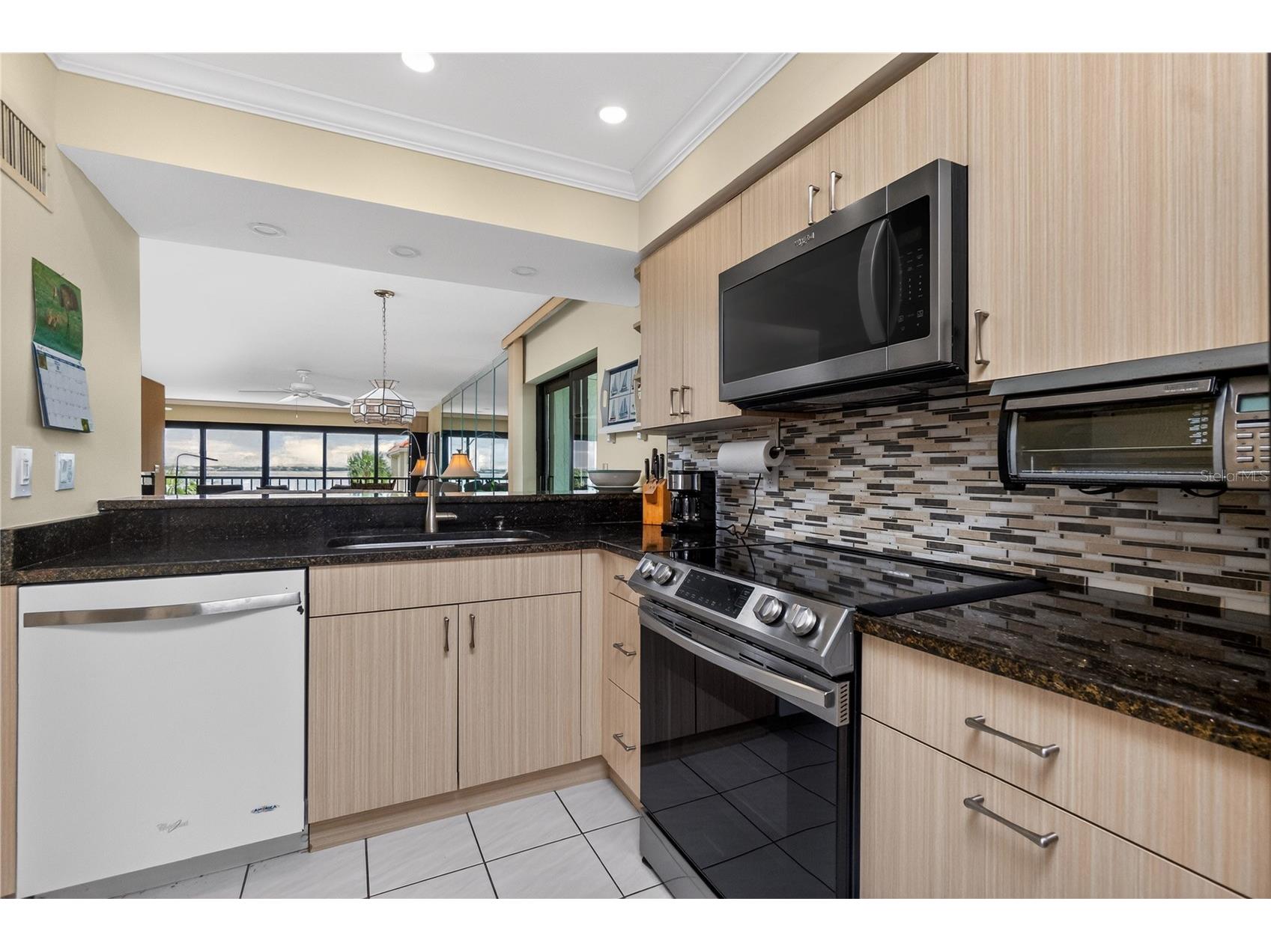 1591 Beach Road #407 Englewood FL 34223 - LEMON BAY D6146969 image9