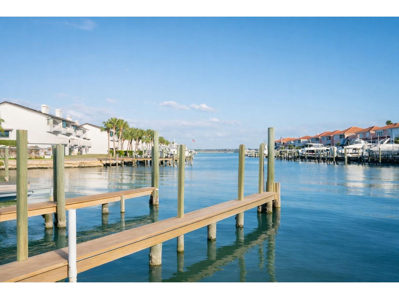 1591 Gulf Boulevard #203S Clearwater Beach FL 33767 TB8481486 image1