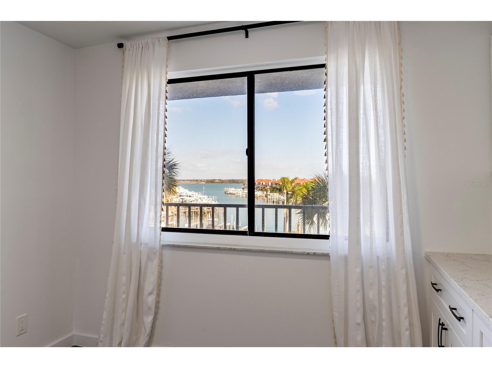 1591 Gulf Boulevard #203S Clearwater Beach FL 33767 TB8481486 image11