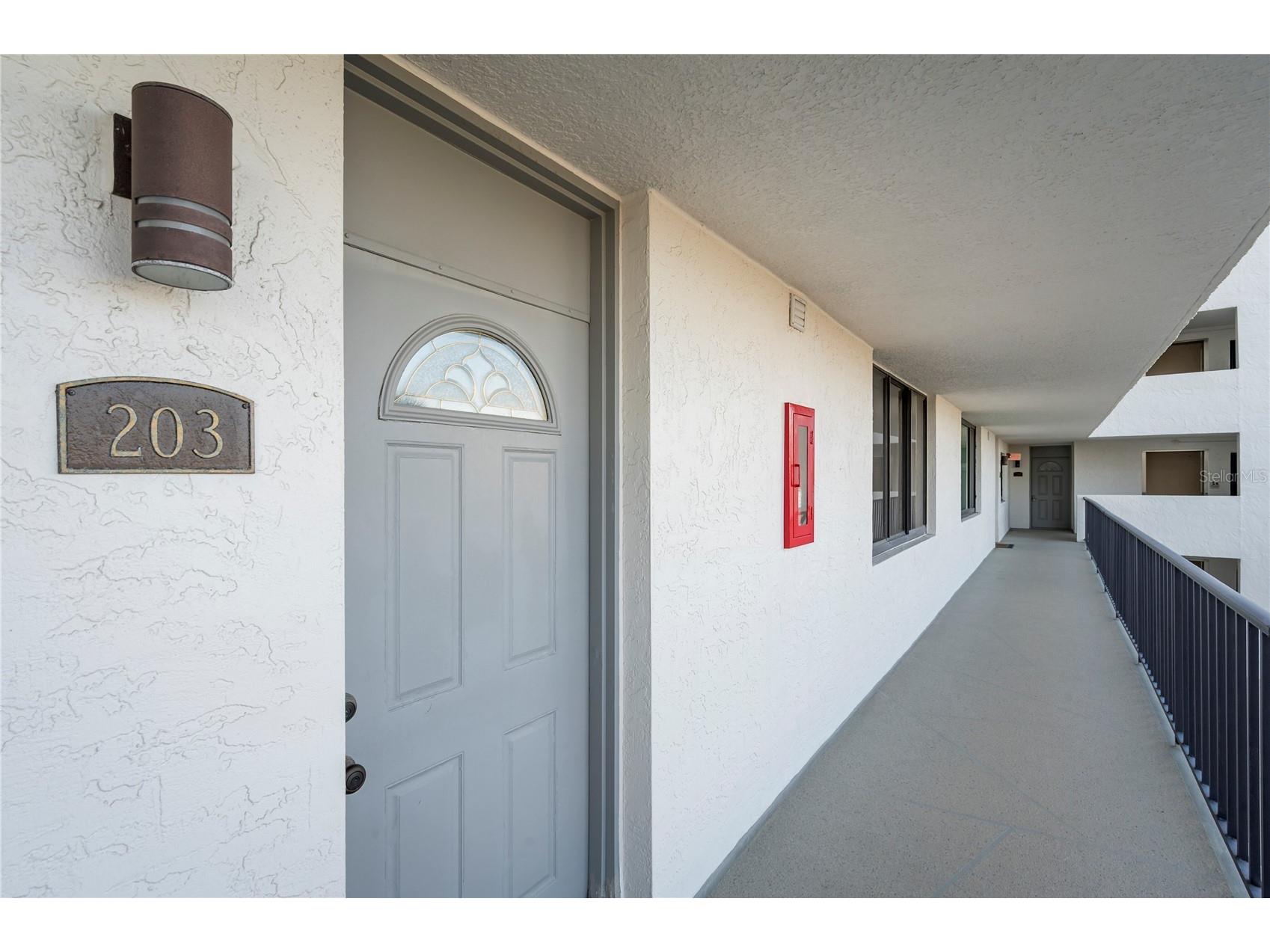 1591 Gulf Boulevard #203S Clearwater Beach FL 33767 TB8481486 image30