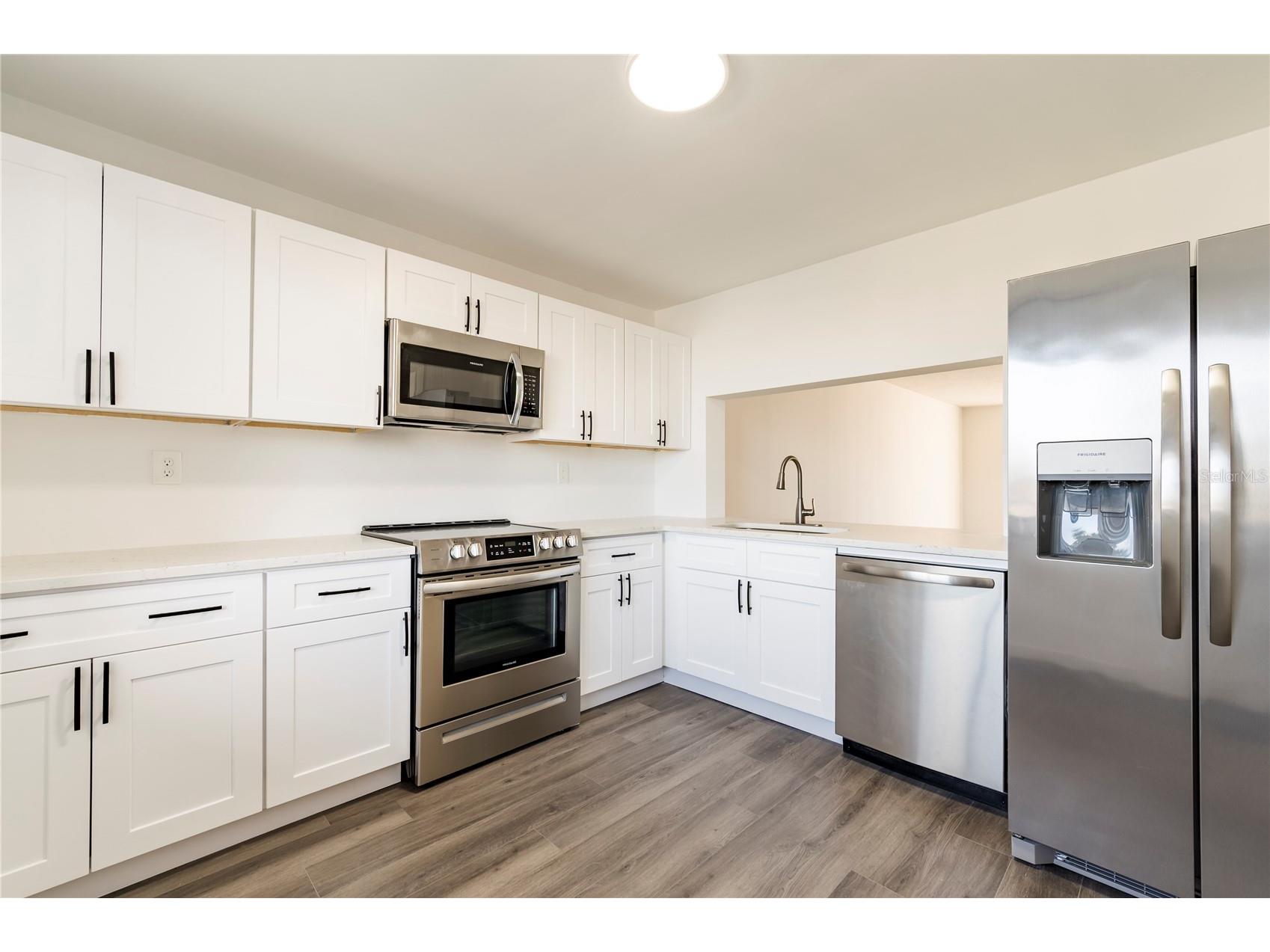1591 Gulf Boulevard #203S Clearwater Beach FL 33767 TB8481486 image8