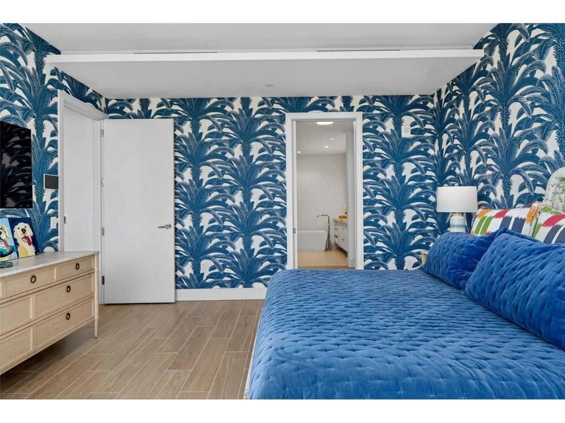 1591 Gulf Of Mexico Drive #216 Longboat Key FL 34228 - GULF OF MEXICO A4665247 image25